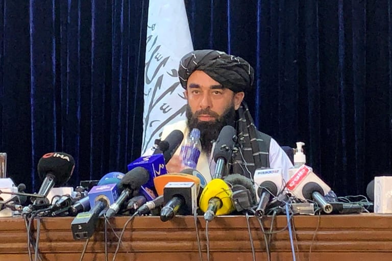 Taliban-Sprecher Zabihullah Mujahid: Die Taliban haben eine Pressekonferenz gehalten.