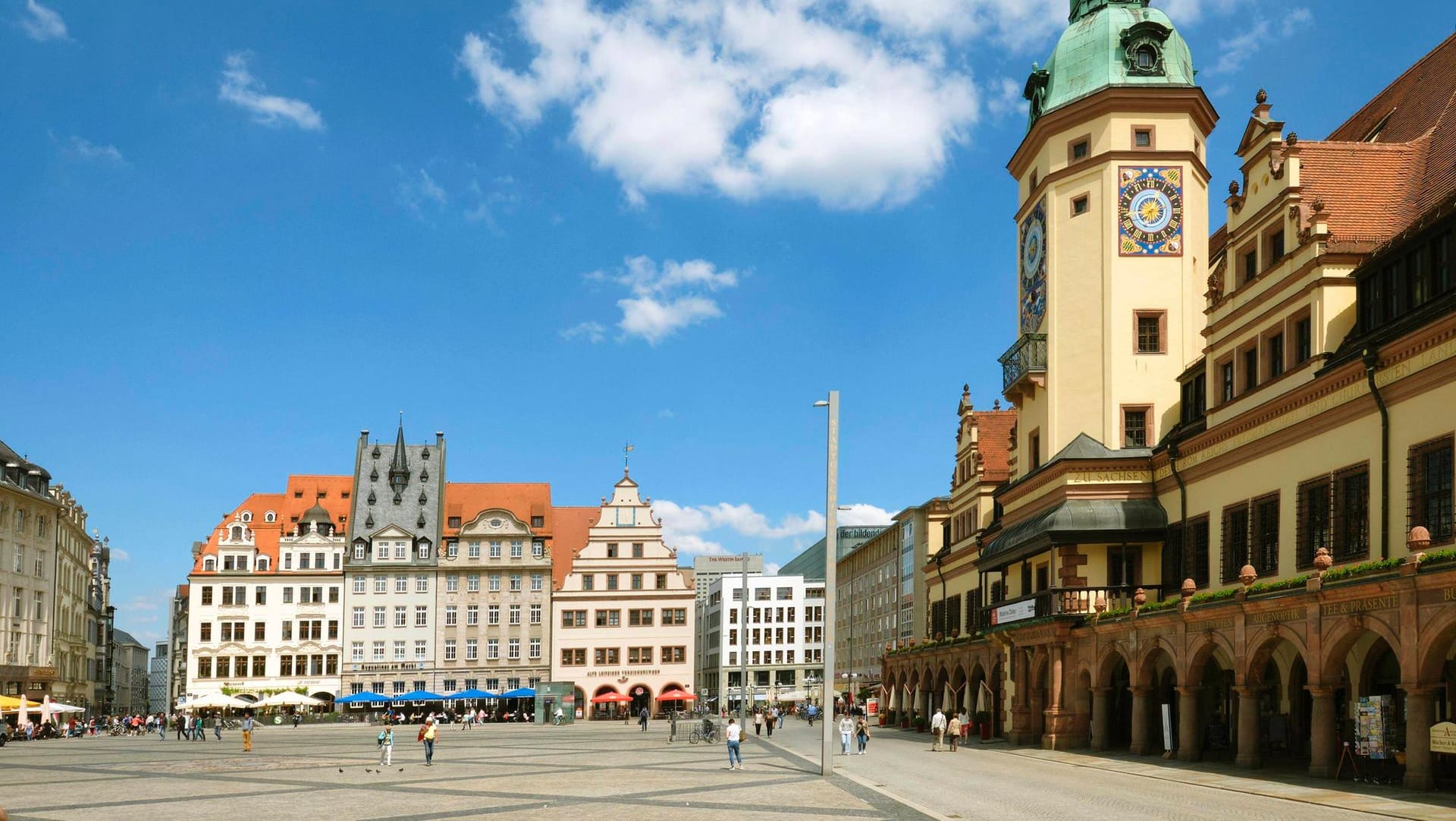 Der Marktplatz in Leipzig (Archivbild): Die Stadt möchte Ortskräfte aus Afghanistan aufnehmen. Der Marktplatz in Leipzig (Archivbild): Die Stadt möchte Ortskräfte aus Afghanistan aufnehmen.