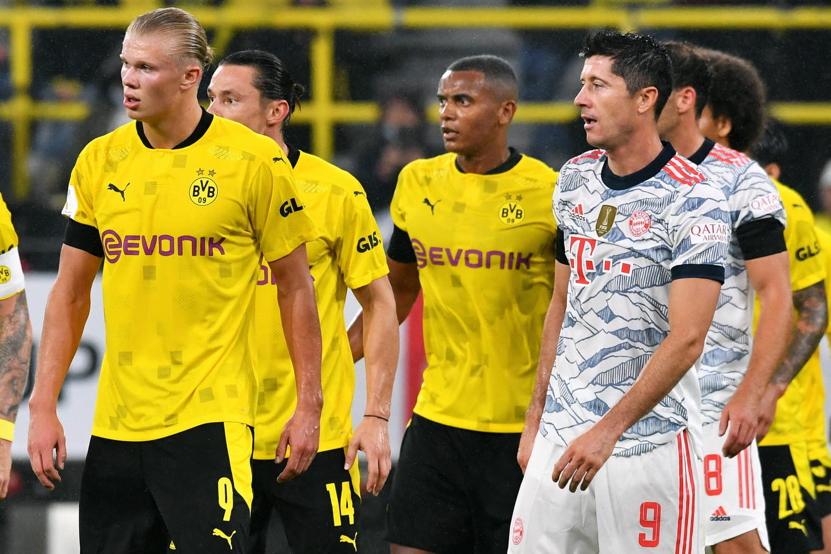 Doppelpack gegen torlos: Lewandowski (r.) geht gegen Haaland als Sieger hervor.