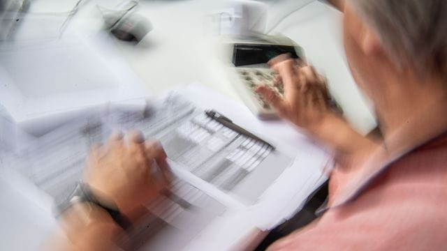 Sechs Prozent Steuerzinsen im Jahr: Diese Regelung ist angesichts der Niedrigzinsphase seit 2014 verfassungswidrig.