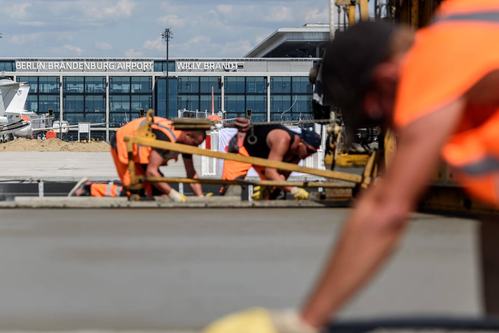 Baustelle am Flughafen Berlin-Brandenburg (Archivbild): Der neue Hauptstadtflughafen eröffnete mit erheblicher Verzögerung.