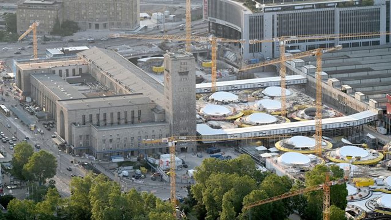 Die Baustelle Stuttgart 21 am Hauptbahnhof (Archivbild): S21-Gegner stehen dem Projekt skeptisch gegenüber.