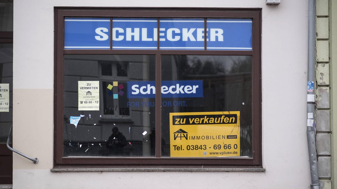 Eine leerstehende Filiale der Drogeriekette Schlecker: Das Unternehmen meldete 2012 Insolvenz an.