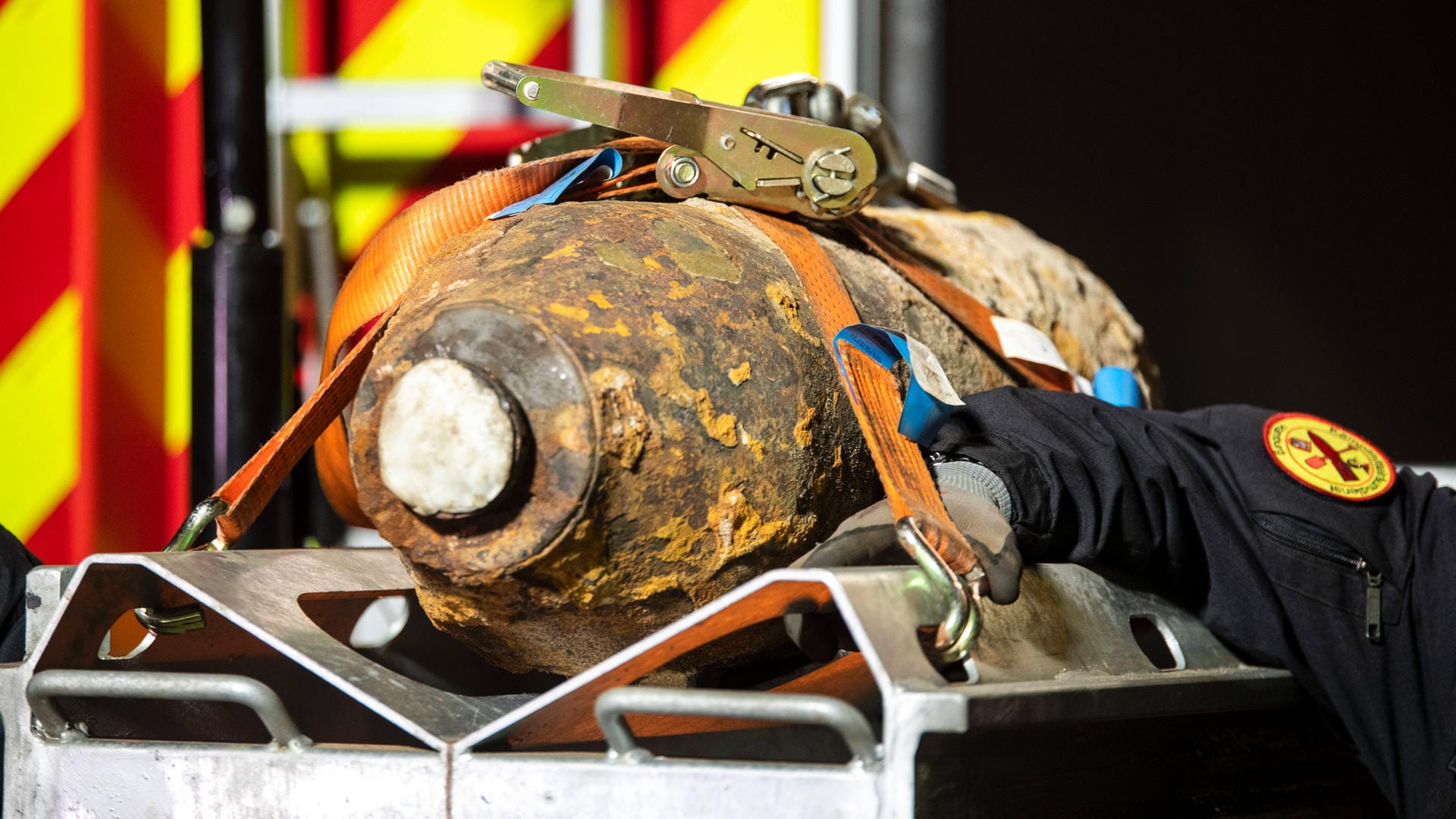 Bombenfund in Hamburg (Archivbild): Eine 1.000-Pfund-Fliegerbombe amerikanischer Bauart sorgte für eine Streckensperrung. Bombenfund in Hamburg (Archivbild): Eine 1.000-Pfund-Fliegerbombe amerikanischer Bauart sorgte für eine Streckensperrung.