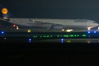 Lufthansa-Maschine mit rund 130 Evakuierten aus Kabul