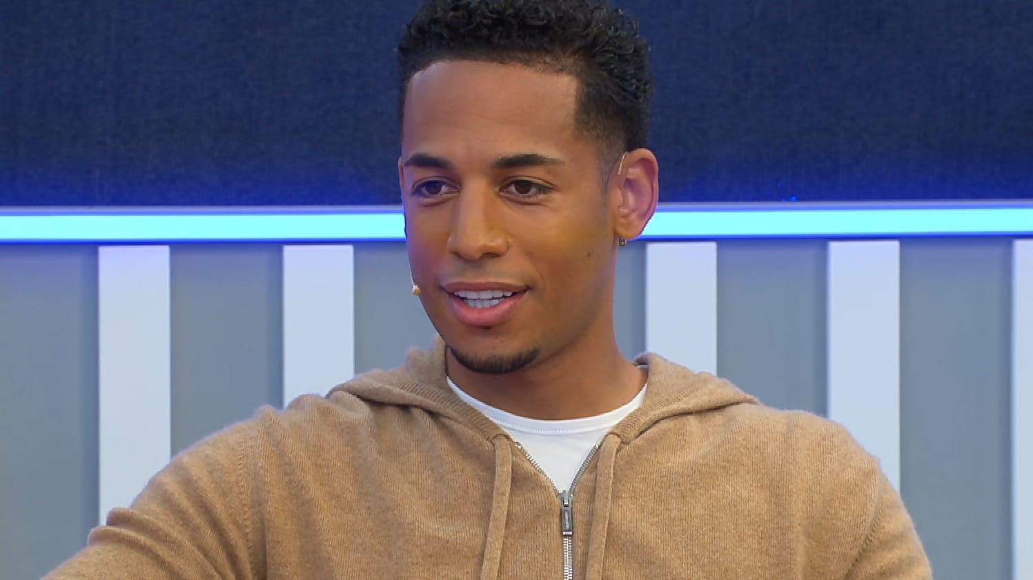 Dennis Aogo: Der Sportler war am Mittwochabend bei "Promi Big Brother" zu Gast.