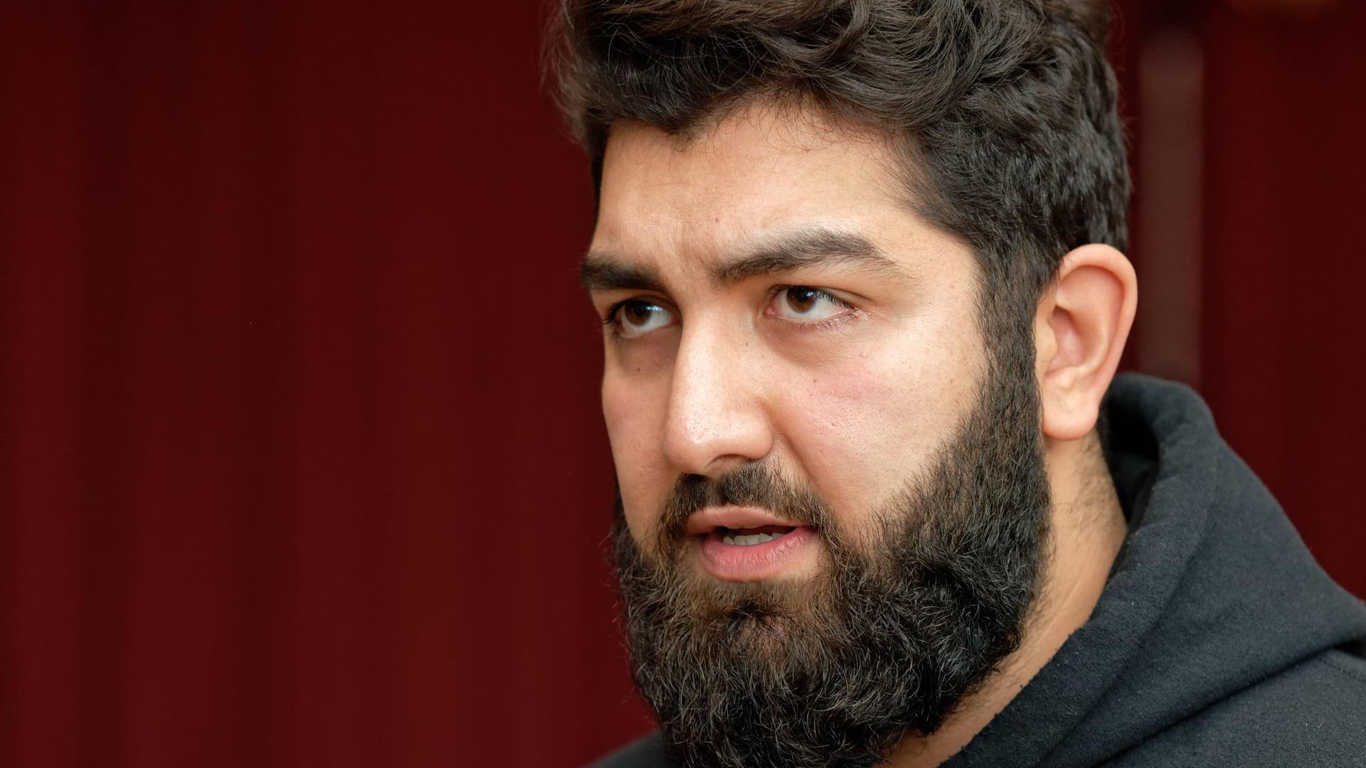 Komiker Faisal Kawusi (Archivbild): Der Kölner hat afghanische Wurzeln und ist entsetzt über die aktuelle Lage im Heimatland seiner Eltern. Komiker Faisal Kawusi (Archivbild): Der Kölner hat afghanische Wurzeln und ist entsetzt über die aktuelle Lage im Heimatland seiner Eltern.