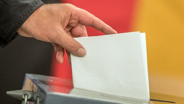 1,7 Millionen Wahlbenachrichtigungen bis Anfang September