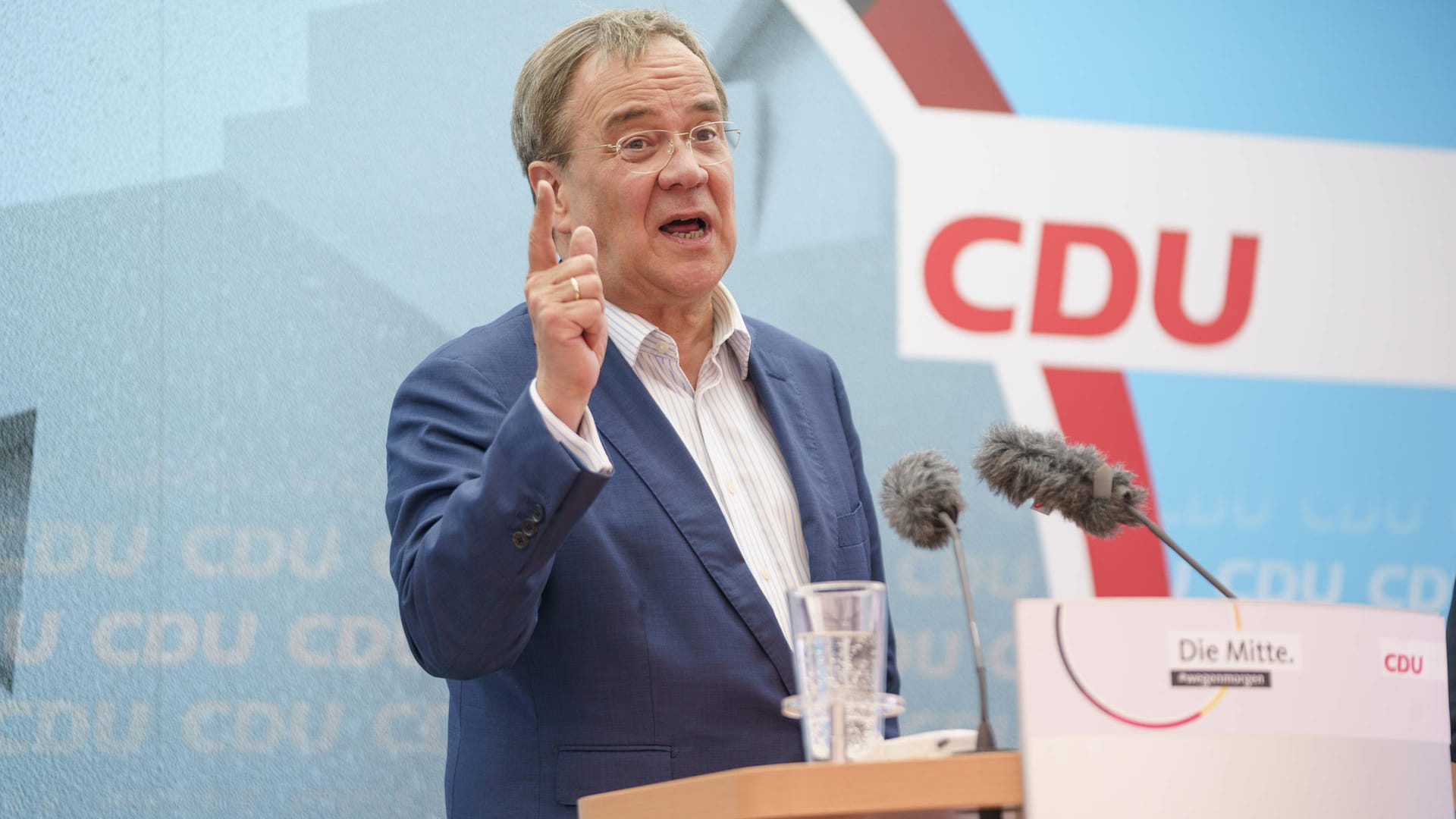 Armin Laschet: Die CDU hat über zwei Prozentpunkte verloren. Armin Laschet: Die CDU hat über zwei Prozentpunkte verloren.