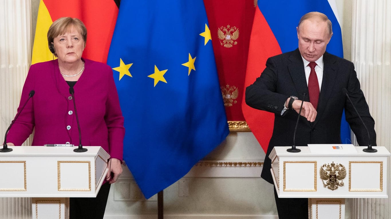Angela Merkel und Wladimir Putin: Der Fall Nawlany belastet das deutsch-russische Verhältnis.