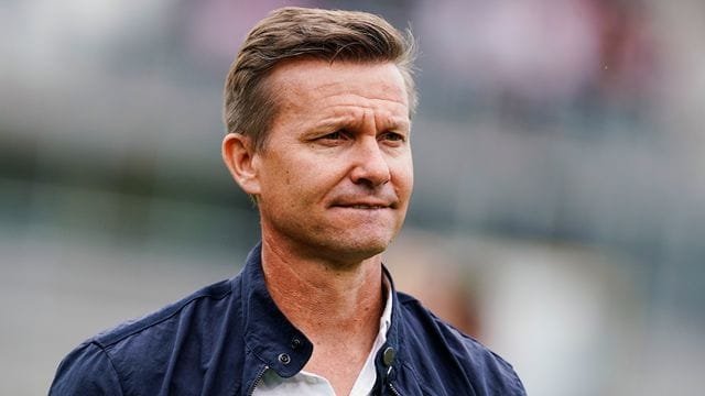 Der US-Amerikaner Jesse Marsch trifft am zweiten Spieltag an der Seitenlinie auf seinen Landsmann, den Stuttgarter Trainer Pellegrino Matarazzo. Der US-Amerikaner Jesse Marsch trifft am zweiten Spieltag an der Seitenlinie auf seinen Landsmann, den Stuttgarter Trainer Pellegrino Matarazzo.