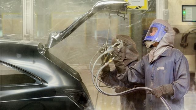 Alles drin? Zahlt bei einem unverschuldeten Unfall die gegnerische Versicherung auch den Transport in die Lackiererei?. Alles drin? Zahlt bei einem unverschuldeten Unfall die gegnerische Versicherung auch den Transport in die Lackiererei?.