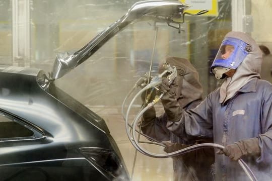 Alles drin? Zahlt bei einem unverschuldeten Unfall die gegnerische Versicherung auch den Transport in die Lackiererei?.