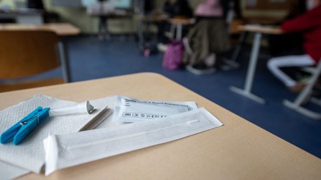 Coronavirus - Tests an Schule Coronavirus - Tests an Schule