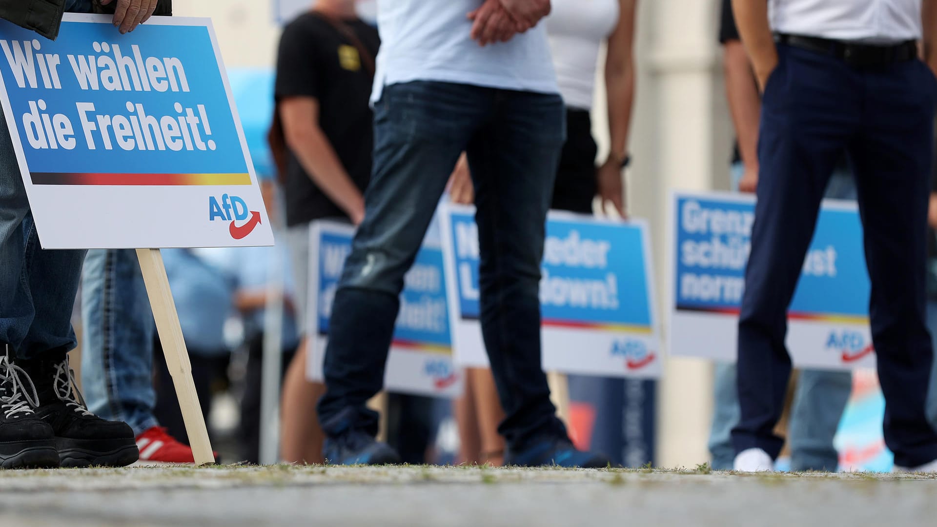 Wahlkampfplakate der AfD: Bei der Landtagswahl würden viele Bürger in Sachsen die CDU wählen (Symbolbild).