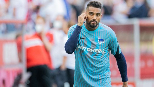 Herthas Kevin-Prince Boateng wird erstmals seit dem Pokalsieg mit Frankfurt 2018 wieder in seinem Heimatstadion auflaufen. Herthas Kevin-Prince Boateng wird erstmals seit dem Pokalsieg mit Frankfurt 2018 wieder in seinem Heimatstadion auflaufen.