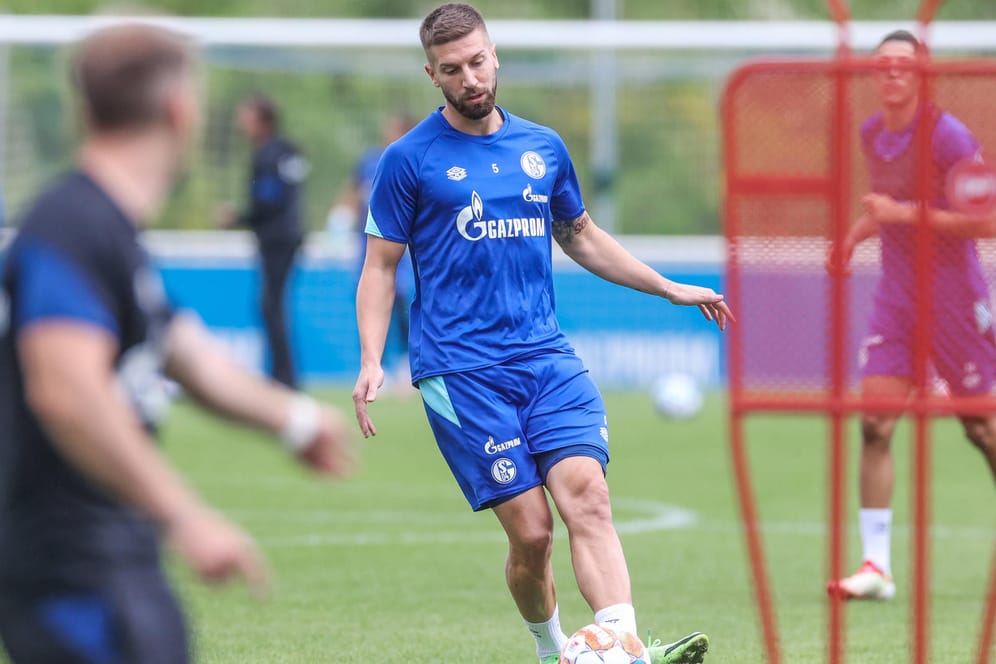 Nicht mehr in Königsblau: Matija Nastasic verlässt Schalke 04.