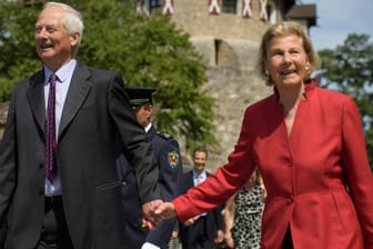 Marie von und zu Liechtenstein (l., hier neben ihrem Mann Fürst Hans-Adam II.): Die Fürstin wurde 81 Jahre alt.