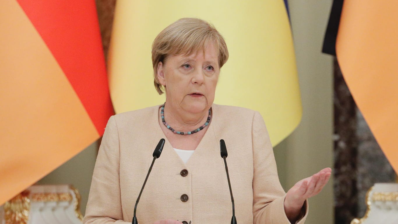 Bundeskanzlerin Merkel in der Ukraine: Mit dem ukrainischen Präsidenten Selenskyj sprach sie unter anderem über Nord Stream 2.