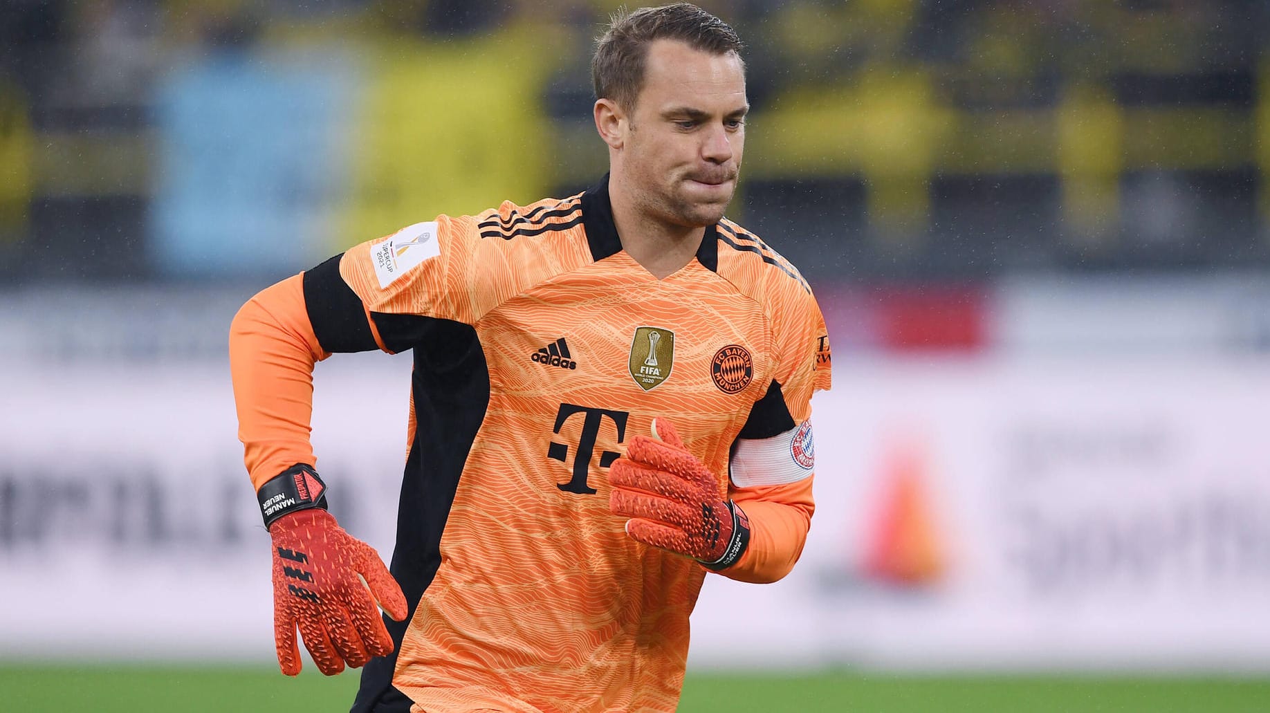 Bayern-Torwart Neuer: Der Schlussmann steht dem Rekordmeister gegen Köln doch zur Verfügung. Bayern-Torwart Neuer: Der Schlussmann steht dem Rekordmeister gegen Köln doch zur Verfügung.