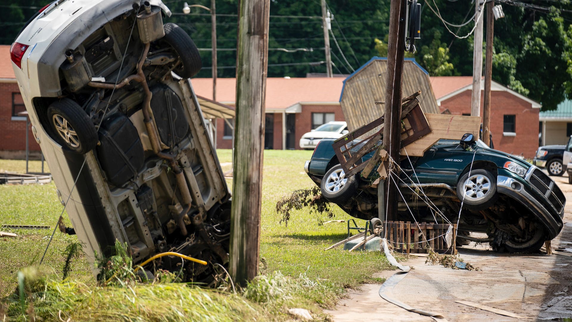 Unwetter in den USA: In Tennessee sind mindestens 16 Menschen gestorben.