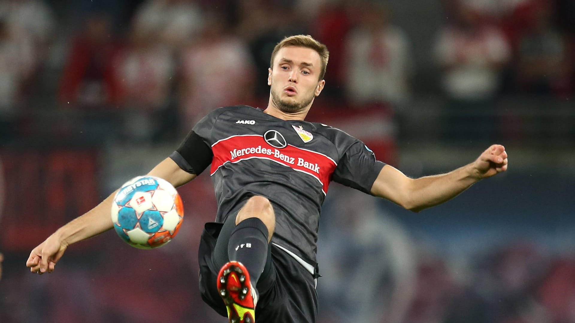 Sasa Kalajdzic: Der Stürmer spielt seit 2019 beim VfB Stuttgart. Sasa Kalajdzic: Der Stürmer spielt seit 2019 beim VfB Stuttgart.