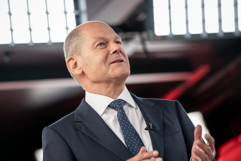 Kanzlernacht beim neuen TV-Sender "Bild": Olaf Scholz will einen weiteren Lockdown verhindern.