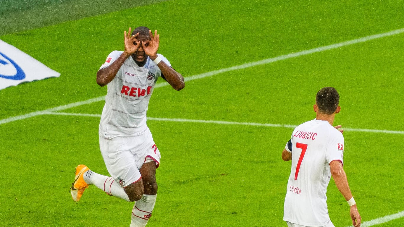 Brillen-Jubel nach dem Treffer: Anthony Modeste hat nach zwei Bundesliga-Spielen allen Grund zur Freude – auch wenn es bei den Bayern nicht ganz zum Sieg gereicht hat.