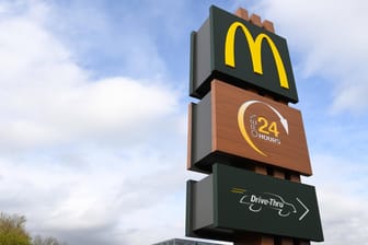 McDonald's-Filiale in Bedfordshire: Die Schnellrestaurants klagen über einen Mangel an Milchshakes.