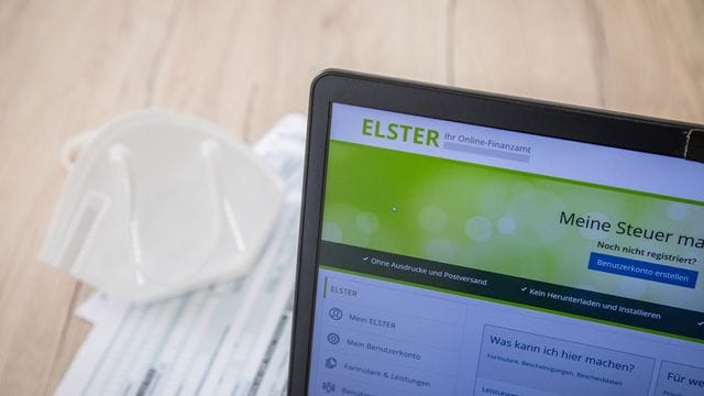Wer Kurzarbeitergeld erhalten hat, muss häufig eine Steuererklärung abgeben und in manchen Fällen sogar mit einer Steuernachzahlung rechnen. Wer Kurzarbeitergeld erhalten hat, muss häufig eine Steuererklärung abgeben und in manchen Fällen sogar mit einer Steuernachzahlung rechnen.