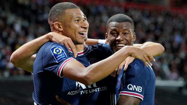 Kylian Mbappé (l) soll bei Real Madrid auf dem Einkaufszettel stehen.