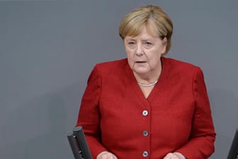 Merkel gedenkt getöteten Personenschützer: "Ich kannte ihn gut"
