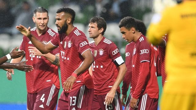 Eric Maxim Choupo-Moting (2. Eric Maxim Choupo-Moting (2.