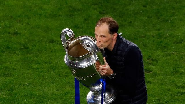 Beerbt Thomas Tuchel Ex-Bayern-Coach Hansi Flick als Europas Trainer des Jahres?.