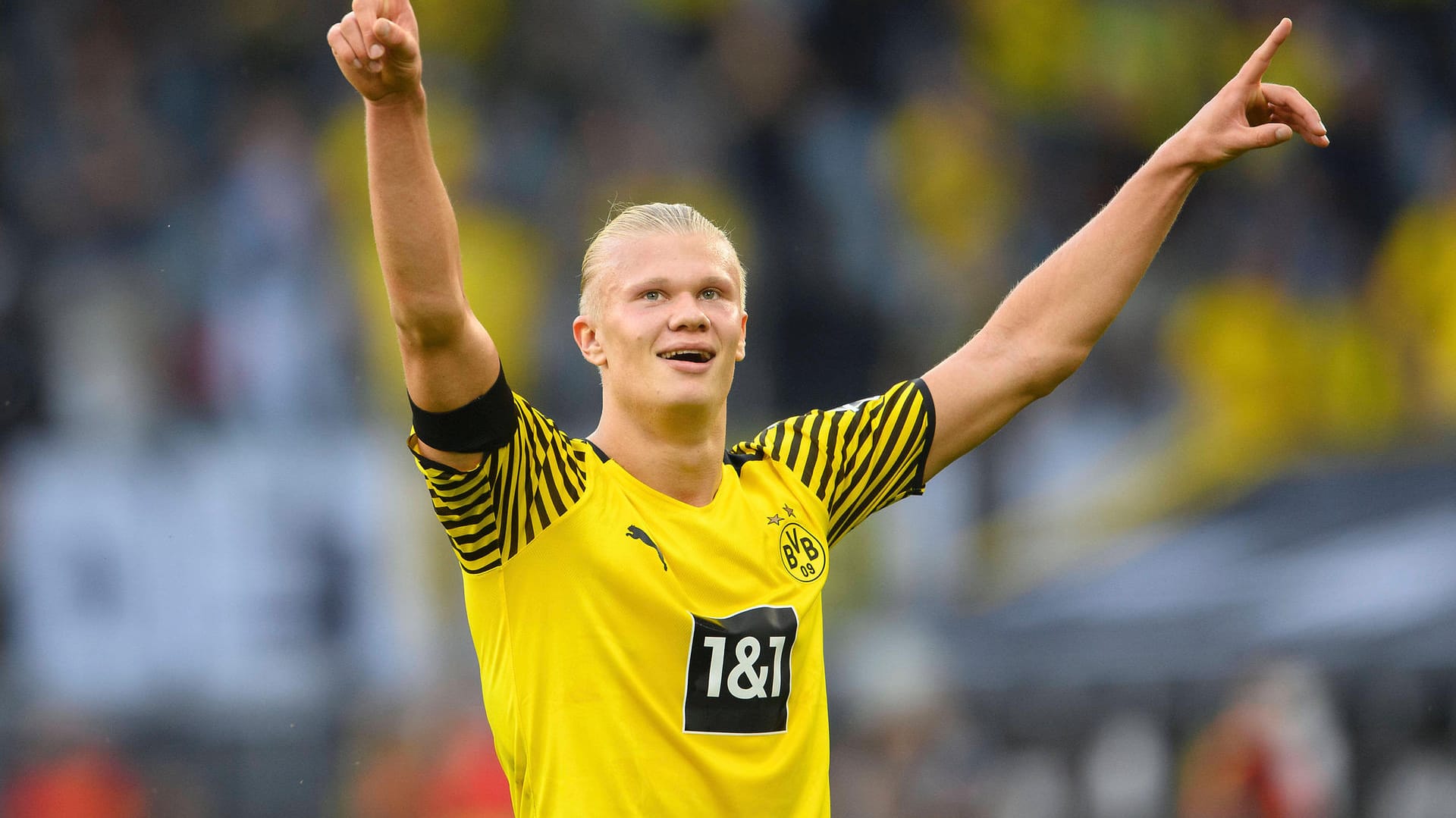 Erling Haaland wurde bei der Uefa-Gala zum besten Stürmer der abgelaufenen Saison gekürt.