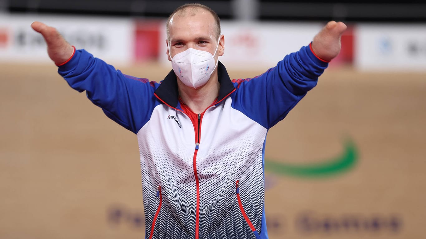 Michail Astaschow: Dem russischen Paralympics-Sieger wurde bei der Siegerehrung eine falsche Hymne abgespielt.