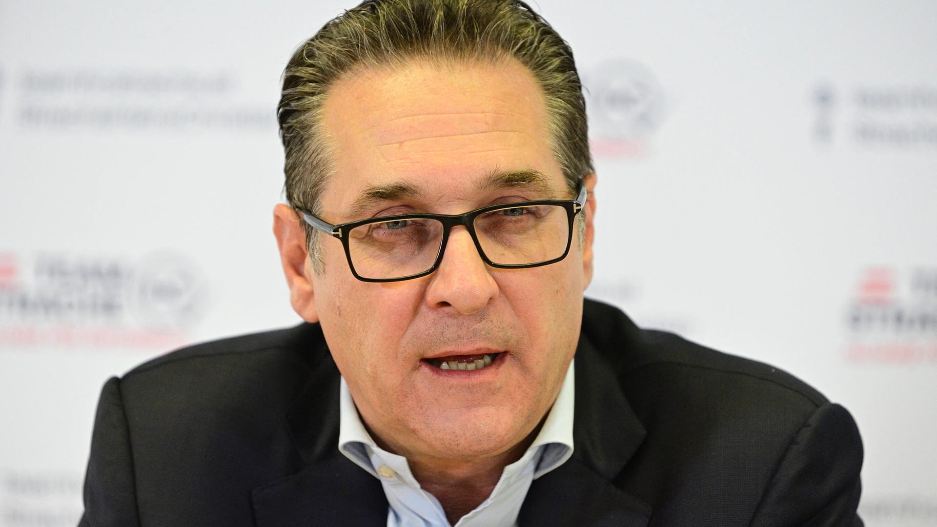 Heinz-Christian Strache (Archivfoto): Das Gericht sah es als erwiesen an, dass sich der frühere FPÖ-Politiker der Bestechlichkeit schuldig gemacht habe.