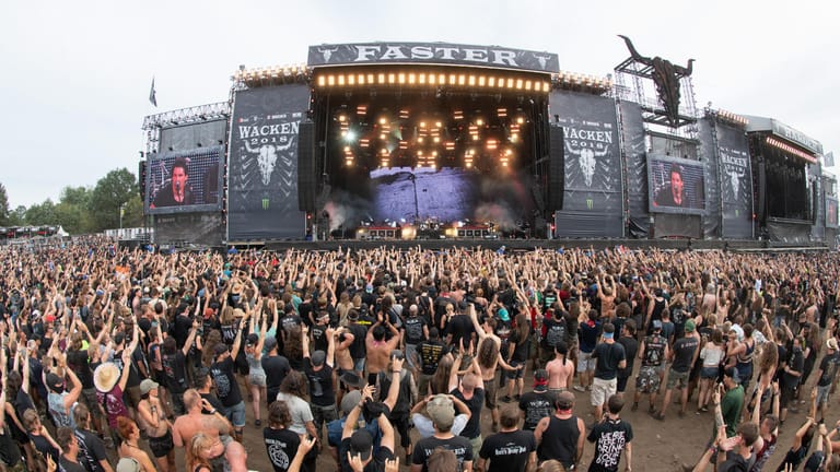 Wacken: Das Festival mit bis zu 75.000 Besuchern ist erneut abgesagt worden.