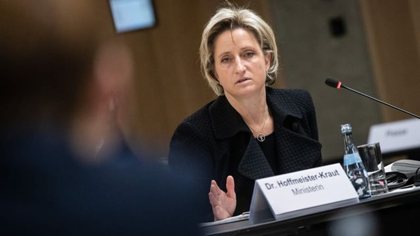 Landeswirtschaftsministerin Nicole Hoffmeister-Kraut