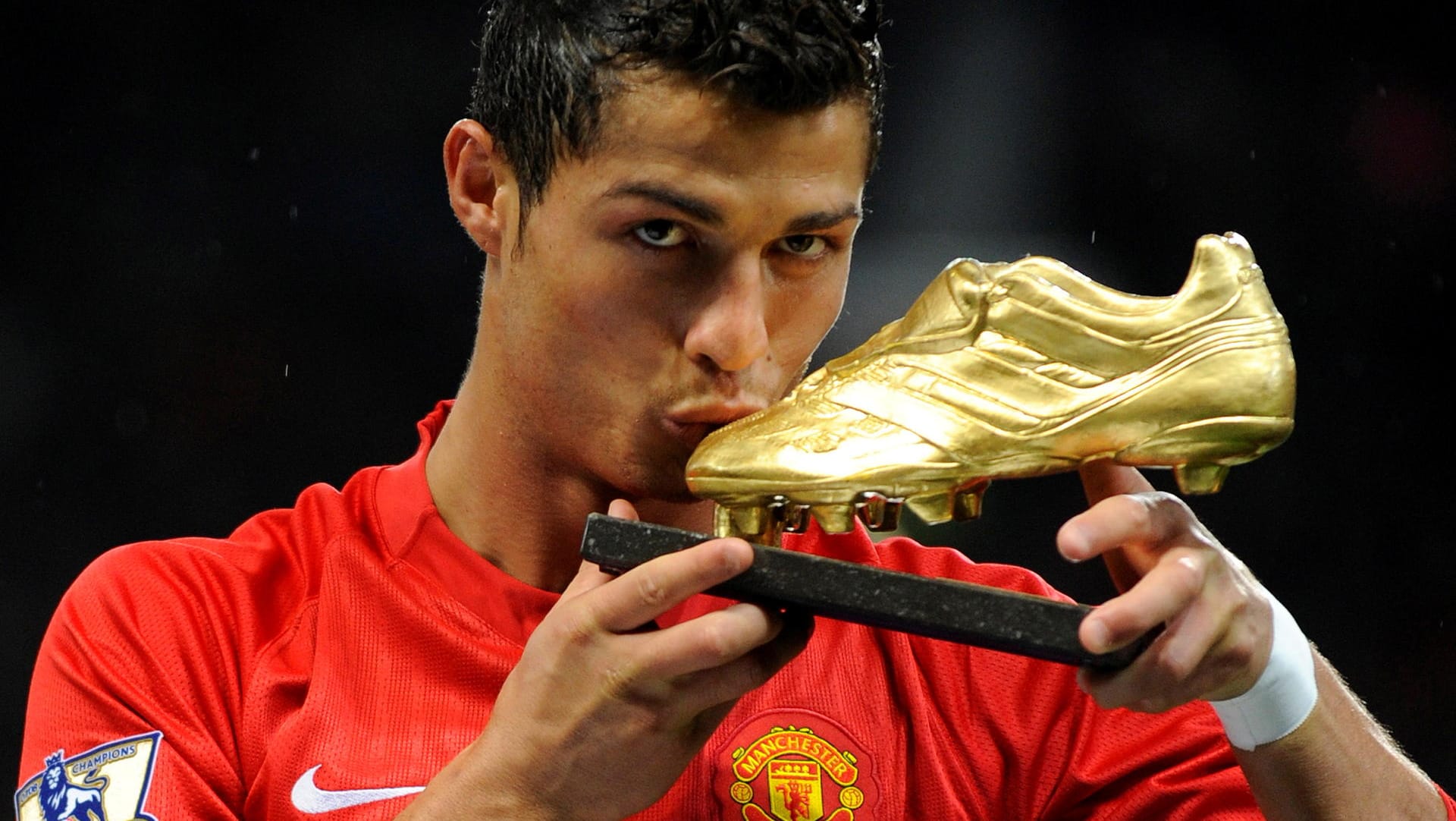 Cristiano Ronaldo (hier ein Bild aus dem Jahr 2008): Der Portugiese spielte von 2003 bis 2009 für Manchester United und kehrt nun zu den Red Devils zurück.