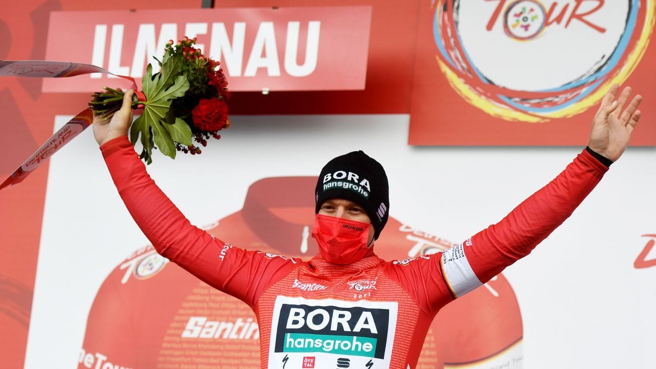 Pascal Ackermann hat das Rote Trikot verteidigt. Pascal Ackermann hat das Rote Trikot verteidigt.