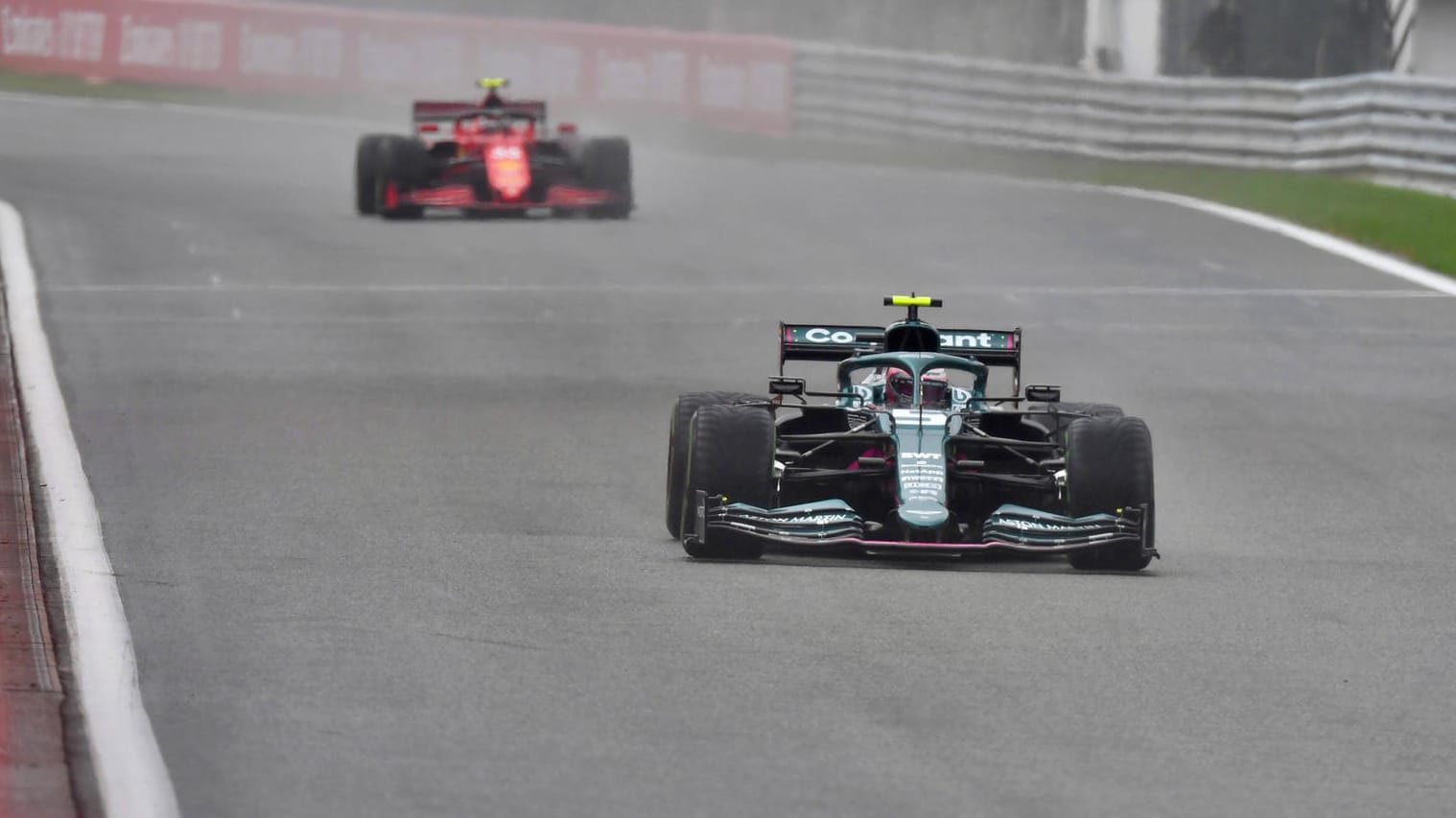 Starke Vorstellung: Sebastian Vettel auf der Strecke in Spa.