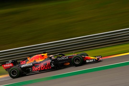 Max Verstappen hat sich in Spa die Pole Position gesichert.