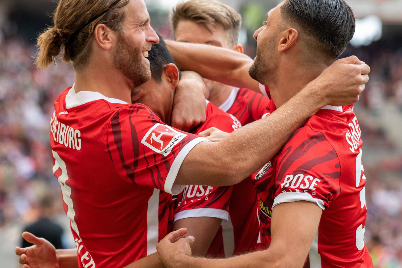 Bundesliga: Die Freiburger erwischten einen Sahnestart in Stuttgart.