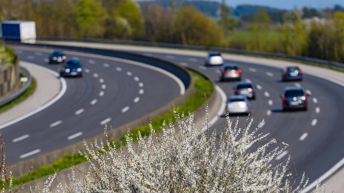 Autobahn in Österreich: Weil zwischen Deutschland und Österreich ein Abkommen zur Vollstreckung von Bußgeldern gilt, werden diese auch von deutschen Behörden eingetrieben.