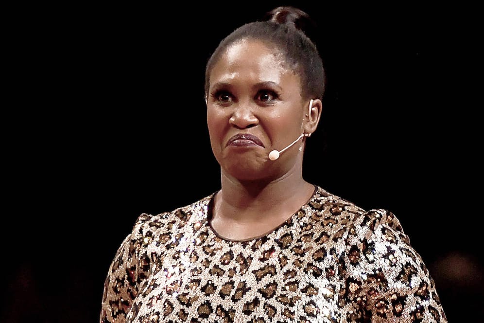 Motsi Mabuse: Sie war versehentlich in einem TV-Ausschnitt zu hören. RTL entschuldigte sich dafür.