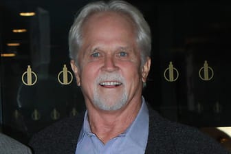 Tony Dow: Der Schauspieler hat eine Lungenentzündung.