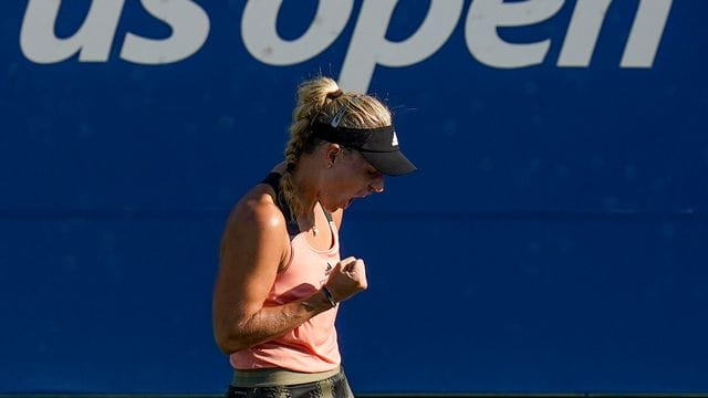Angelique Kerber reagiert nach einem Punkt.