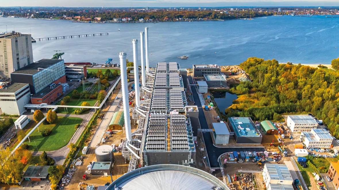 Küstenkraftwerk in Kiel (Archivbild): Mit den unterirdischen Speichern sollen Häuser im Winter geheizt und im Sommer gekühlt werden können. Küstenkraftwerk in Kiel (Archivbild): Mit den unterirdischen Speichern sollen Häuser im Winter geheizt und im Sommer gekühlt werden können.