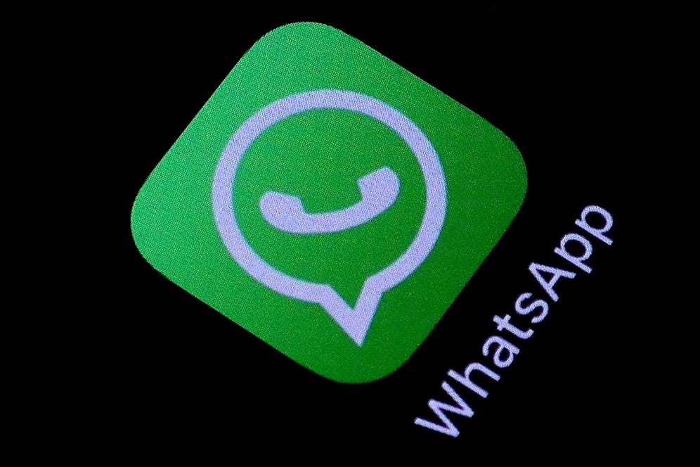 Das Logo von WhatsApp: Das Unternehmen knickt bei seinen neuen Richtlinien wohl ein.